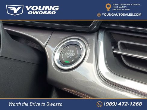 Used 2025 Chevrolet Trax ACTIV w/ Sunroof Package FWD image 16