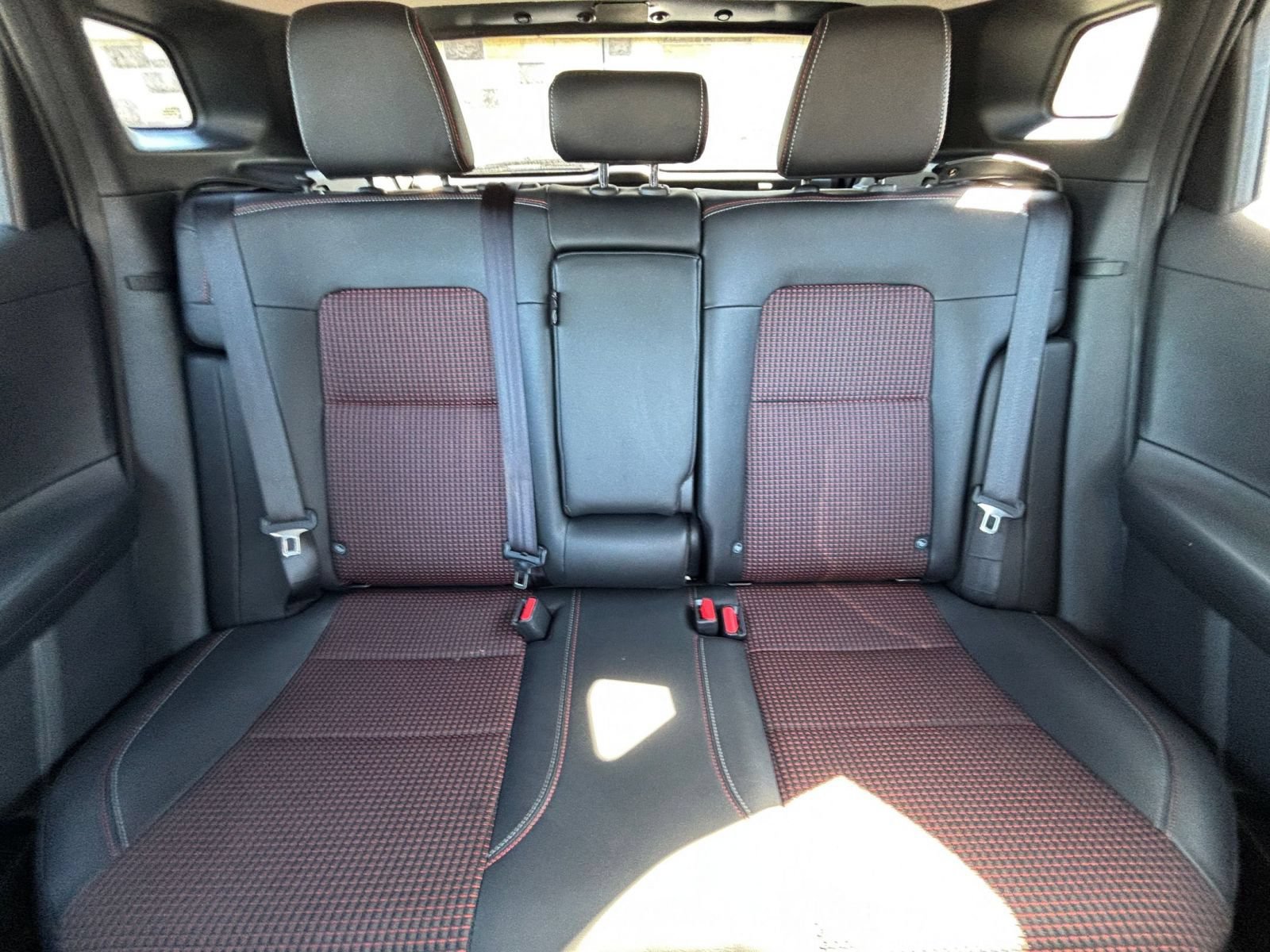 Used 2026 Nissan Kicks SR FWD image 36
