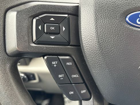 Used 2022 Ford F350 XL w/ Power Equipment Group image 19