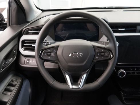 New 2027 Chevrolet Bolt LT w/ Comfort Package FWD image 9