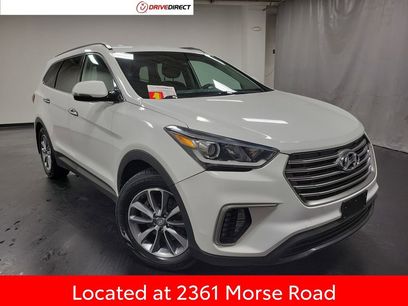 Used 2017 Hyundai Santa Fe SE w/ SE Premium Package 02