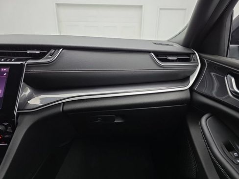 Used 2023 Jeep Grand Cherokee L Laredo AWD/4WD image 40