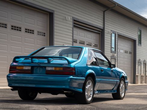 Used 1993 Ford Mustang Cobra RWD image 9