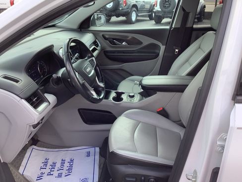 Used 2022 GMC Terrain SLT AWD/4WD image 12