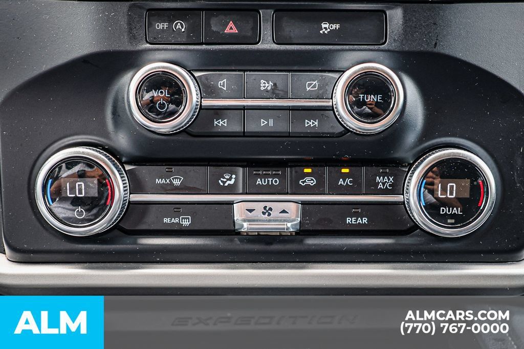Used 2024 Ford Expedition Max XLT RWD image 39