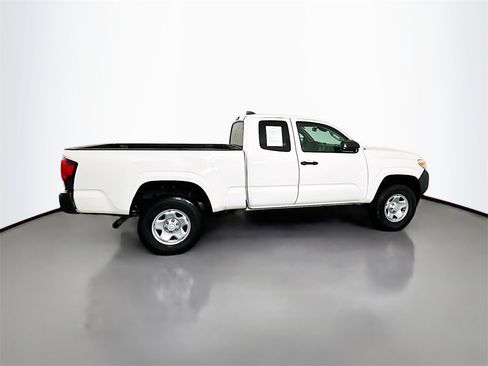 Used 2021 Toyota Tacoma SR image 8