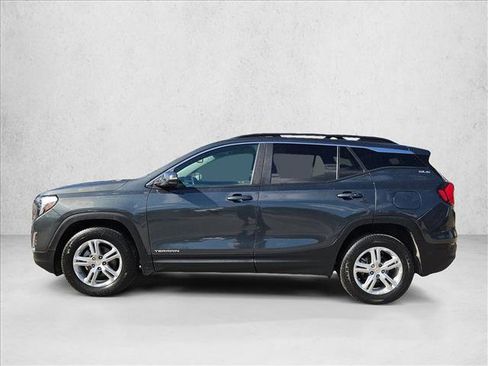 Used 2021 GMC Terrain SLE w/ Driver Convenience Package image 9