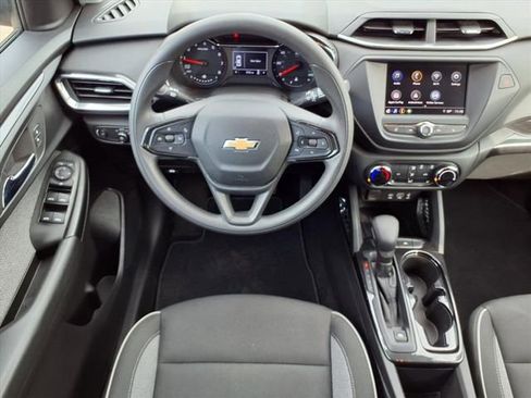 Used 2023 Chevrolet TrailBlazer LT image 6