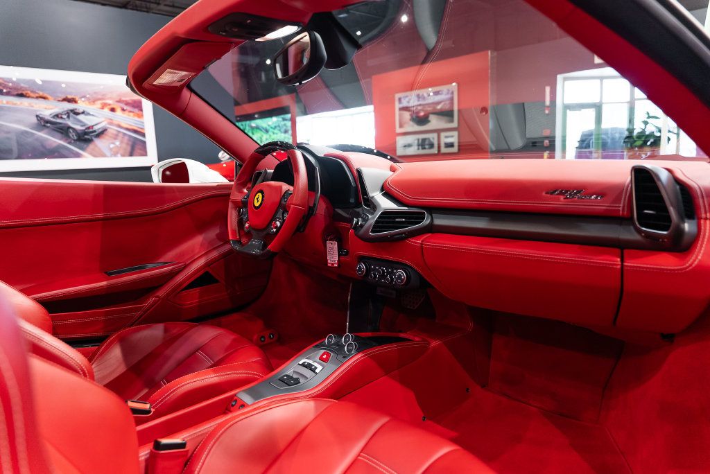 Certified 2013 Ferrari 458 Spider RWD image 46