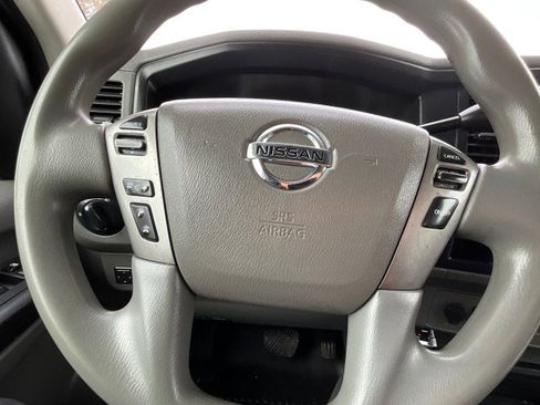 Used 2020 Nissan NV 2500 SV image 4