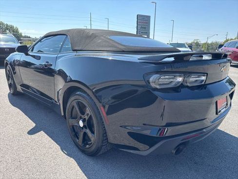 Used 2020 Chevrolet Camaro LT image 7