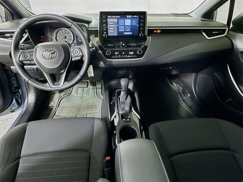 Used 2020 Toyota Corolla SE image 15