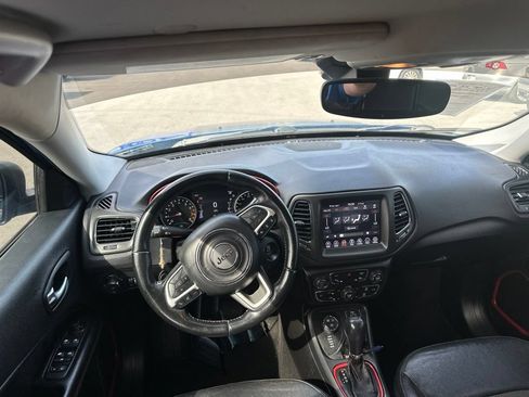 Used 2021 Jeep Compass Trailhawk w/ Convenience Group AWD/4WD image 10