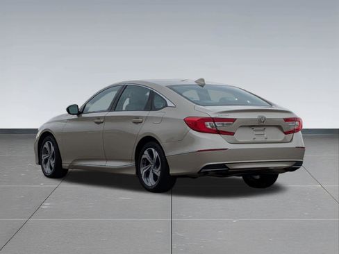 Used 2019 Honda Accord EX image 3