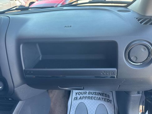 Used 2014 Jeep Patriot Sport w/ Tire & Wheel Group image 25