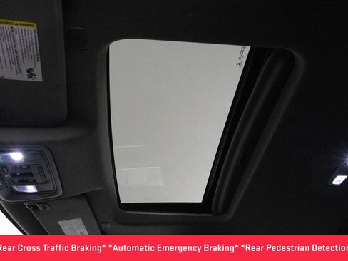 Certified 2022 GMC Sierra 1500 Denali w/ Technology Package image 35