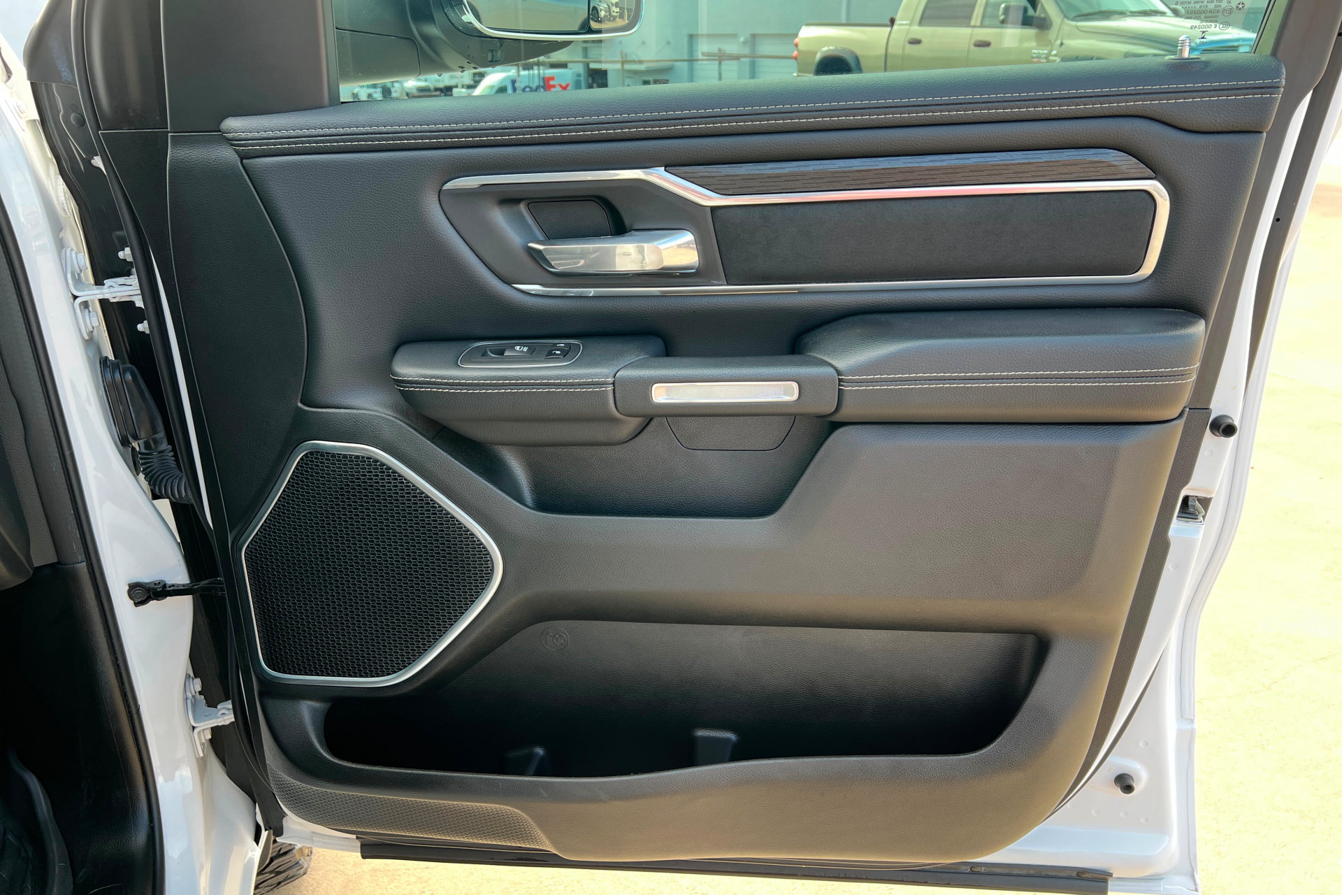 Certified 2023 RAM 1500 Laramie AWD/4WD image 22