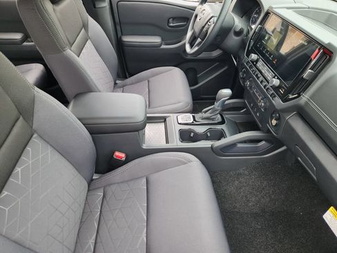 New 2026 Nissan Frontier SV w/ Tow Package AWD/4WD image 10