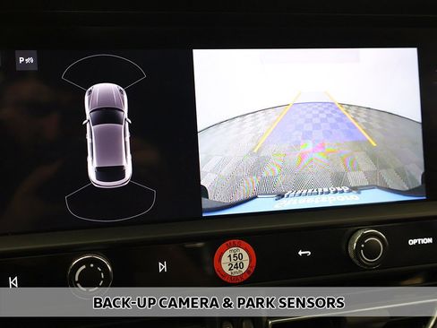 Used 2022 Porsche Macan image 8