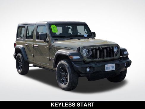 Used 2026 Jeep Wrangler Unlimited Sport AWD/4WD image 2
