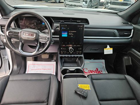 Used 2026 GMC Terrain Elevation w/ Elevation Premium Package AWD/4WD image 6