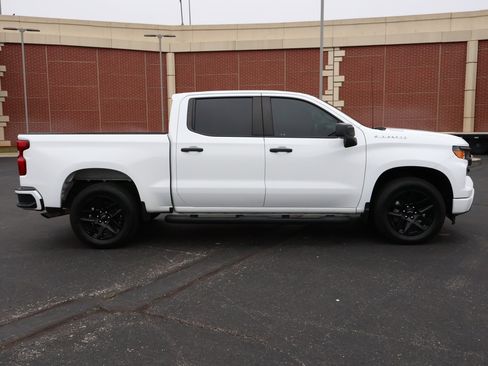 Used 2024 Chevrolet Silverado 1500 Custom RWD image 29