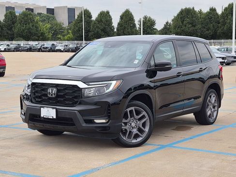Used 2022 Honda Passport EX-L image 2