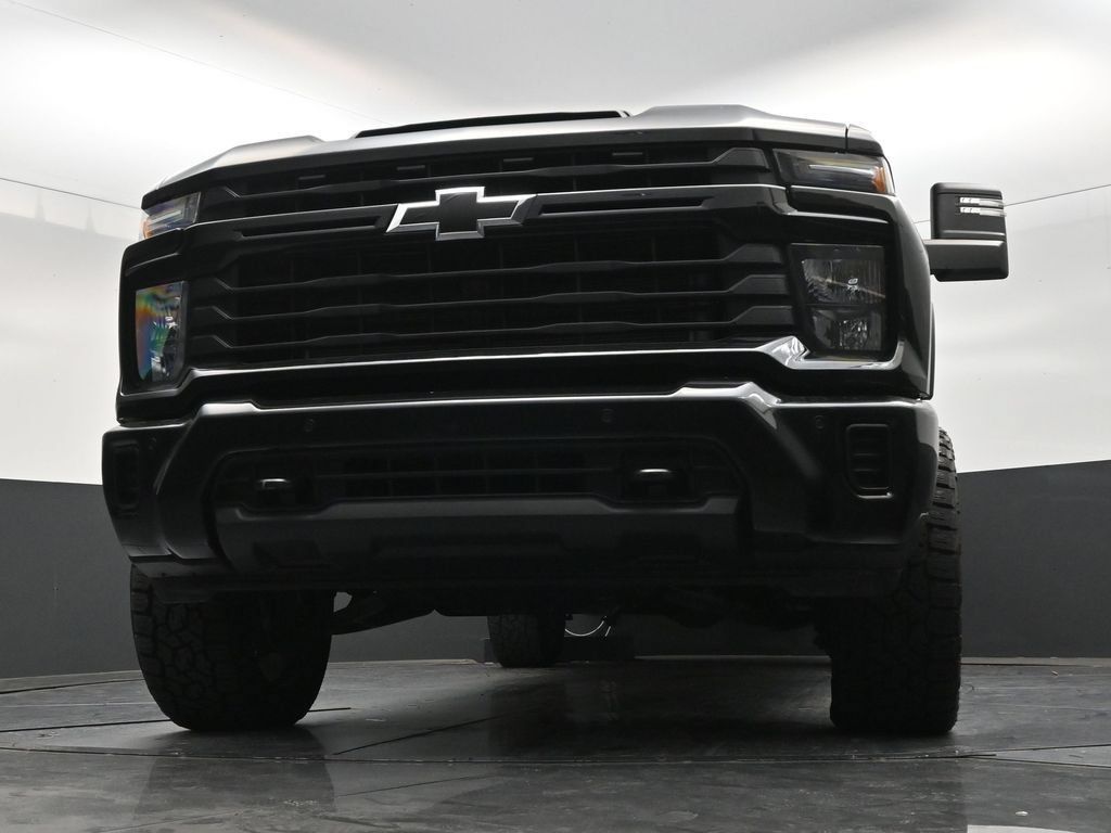 Used 2025 Chevrolet Silverado 2500 Custom w/ Custom Value Package AWD/4WD image 26