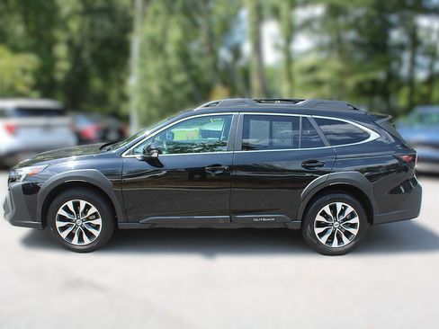 Used 2024 Subaru Outback Limited AWD/4WD image 5