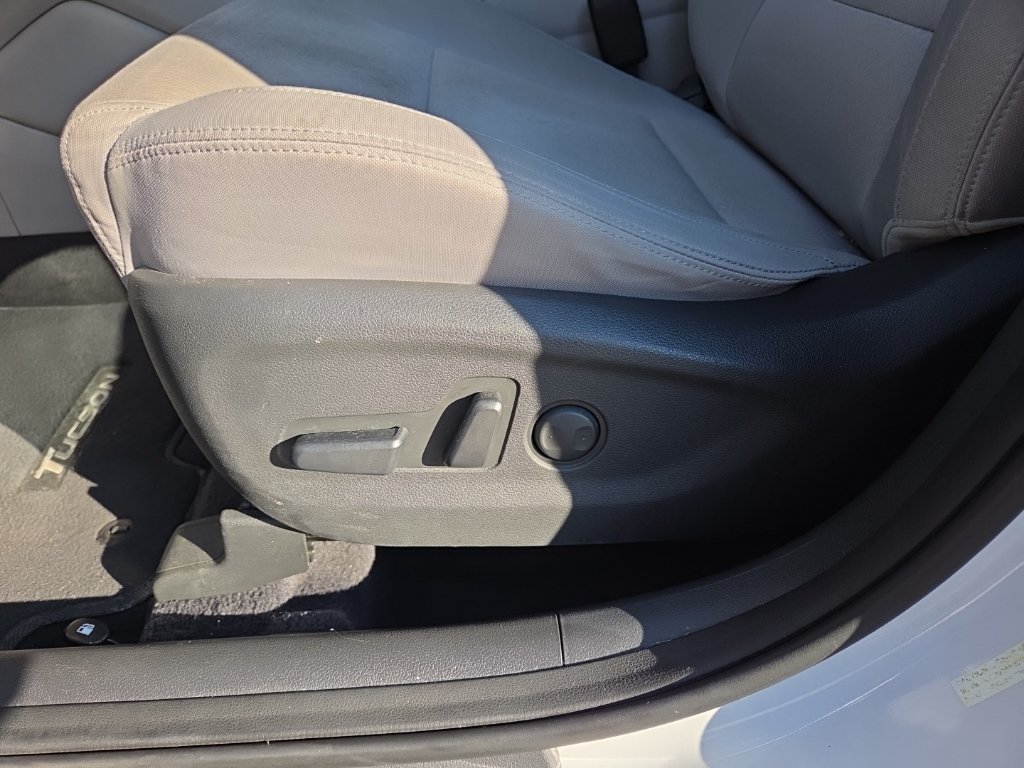 Used 2018 Hyundai Tucson SEL FWD image 13