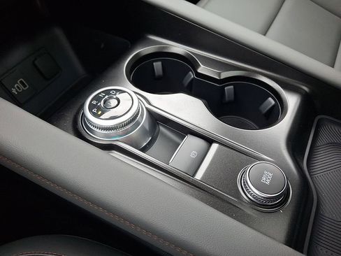 New 2026 Ford Explorer Active w/ Active Comfort Package image 11