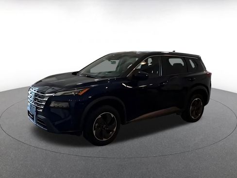Used 2025 Nissan Rogue SV FWD image 7