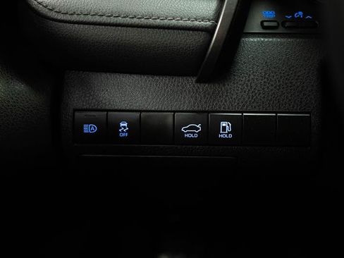 Used 2023 Toyota Camry SE w/ Convenience Package FWD image 29