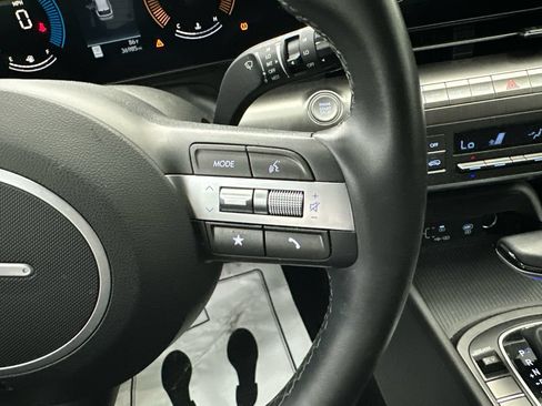 Used 2025 Hyundai Kona SEL FWD image 26