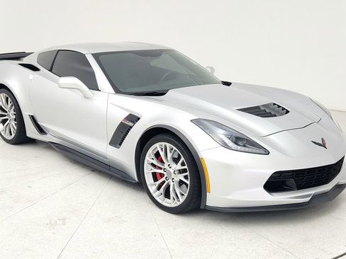 Used 2017 Chevrolet Corvette Z06 image 1