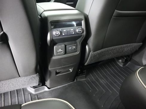 Used 2020 GMC Acadia Denali w/ GMC Pro Grade Package AWD/4WD image 57