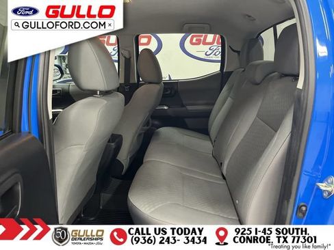 Used 2020 Toyota Tacoma SR5 RWD image 15