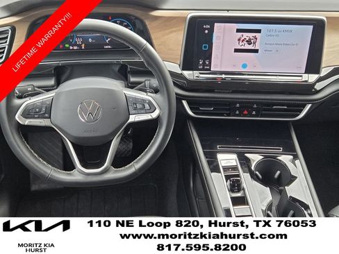 Used 2025 Volkswagen Atlas SE FWD image 10
