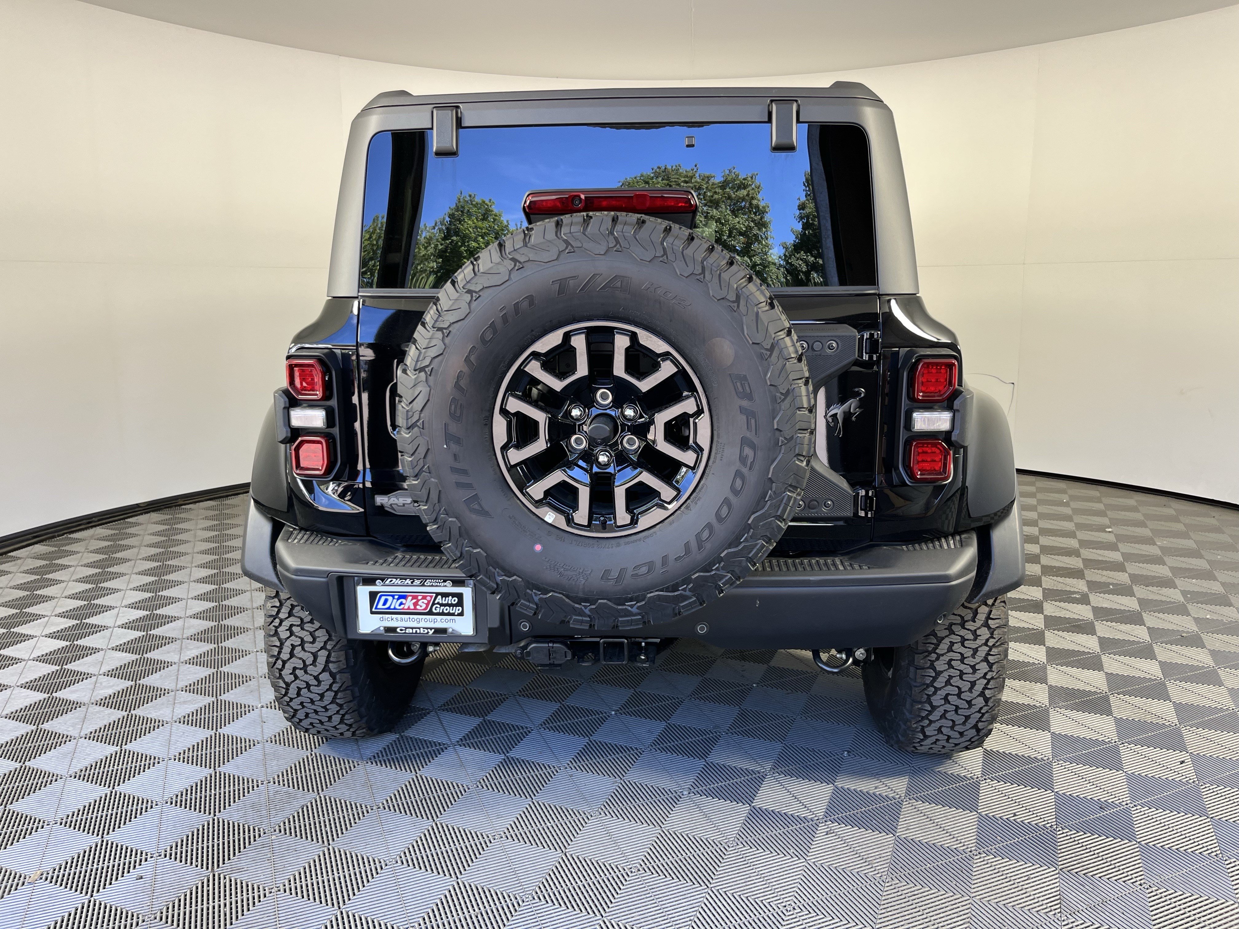 New 2026 Ford Bronco Raptor w/ Interior Carbon Fiber Pack AWD/4WD image 4