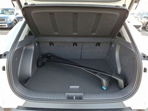 Used 2024 Hyundai Kona Limited image 29