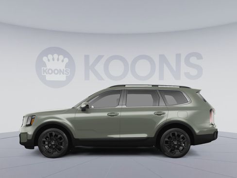 Used 2022 Kia Telluride SX w/ SX Prestige Package image 2