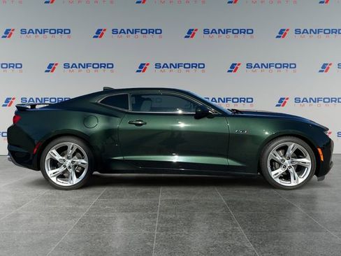 Used 2020 Chevrolet Camaro LT RWD image 6