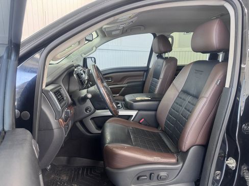 Used 2017 Nissan Titan Platinum Reserve AWD/4WD image 8