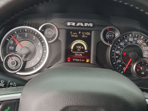 Used 2020 RAM 1500 Big Horn AWD/4WD image 34