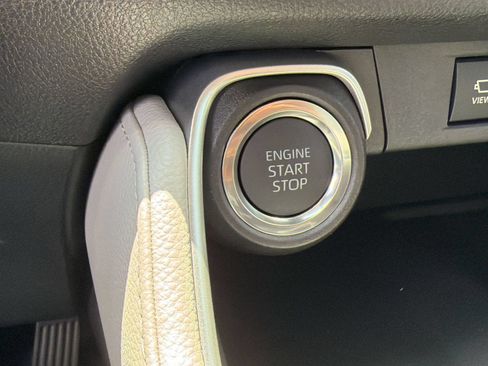 New 2026 Toyota Grand Highlander FWD image 16