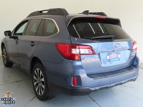 Used 2017 Subaru Outback 2.5i Limited AWD/4WD image 6