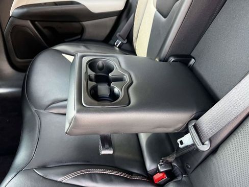 Used 2023 Jeep Compass Limited AWD/4WD image 10