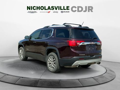 Used 2017 GMC Acadia SLE w/ Driver Alert Package I FWD image 3