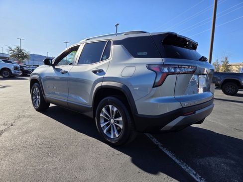 Used 2025 Chevrolet Equinox LT w/ Convenience Package II image 4