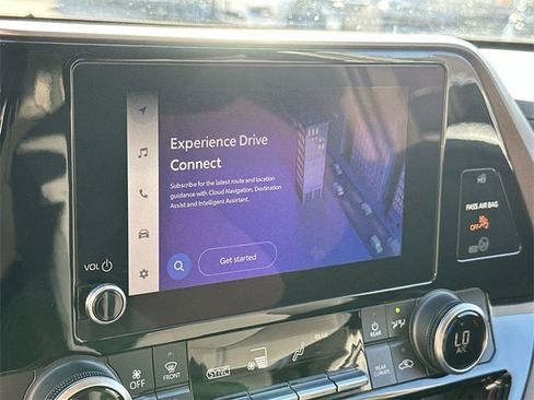 Used 2023 Toyota Highlander LE image 13